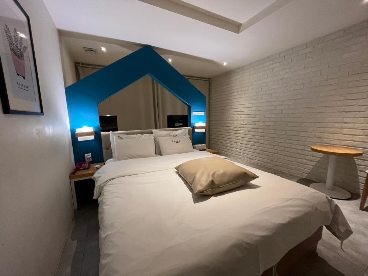 Hotel Yaja Hwajeong Station Kōyō Buitenkant foto
