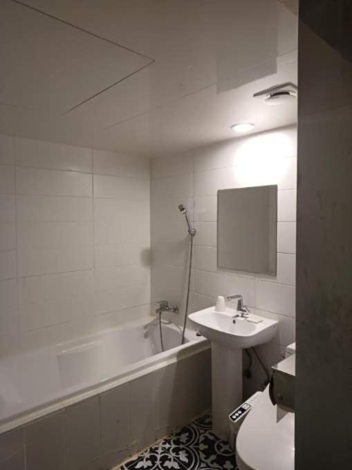 Hotel Yaja Hwajeong Station Kōyō Buitenkant foto